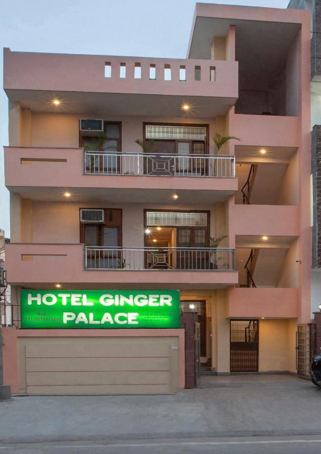 Hotel Ginger Palace - Corporate Hotel Noida Sector 62 Exterior foto