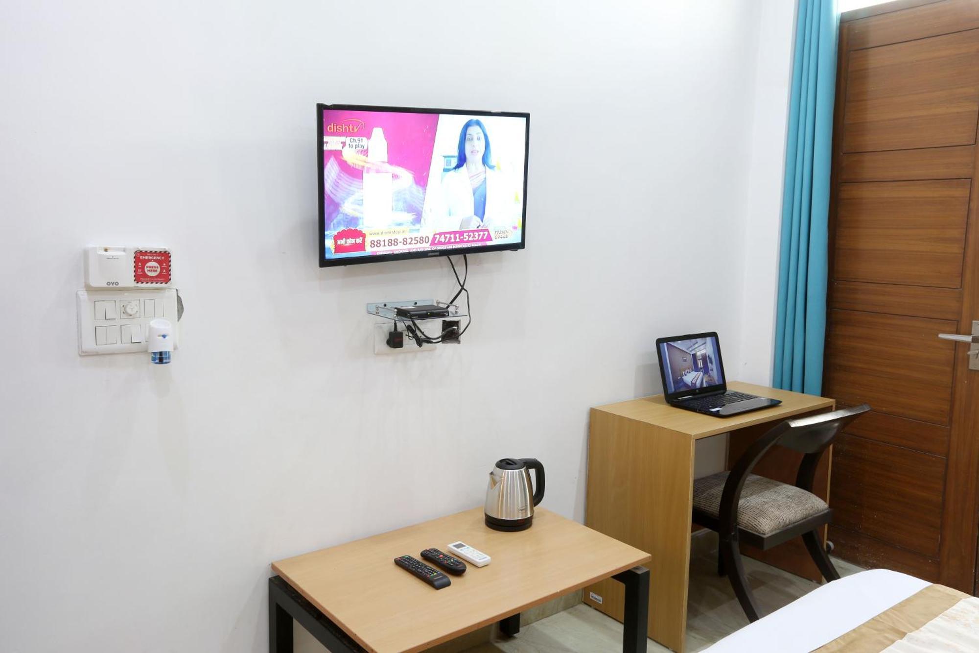 Hotel Ginger Palace - Corporate Hotel Noida Sector 62 Exterior foto